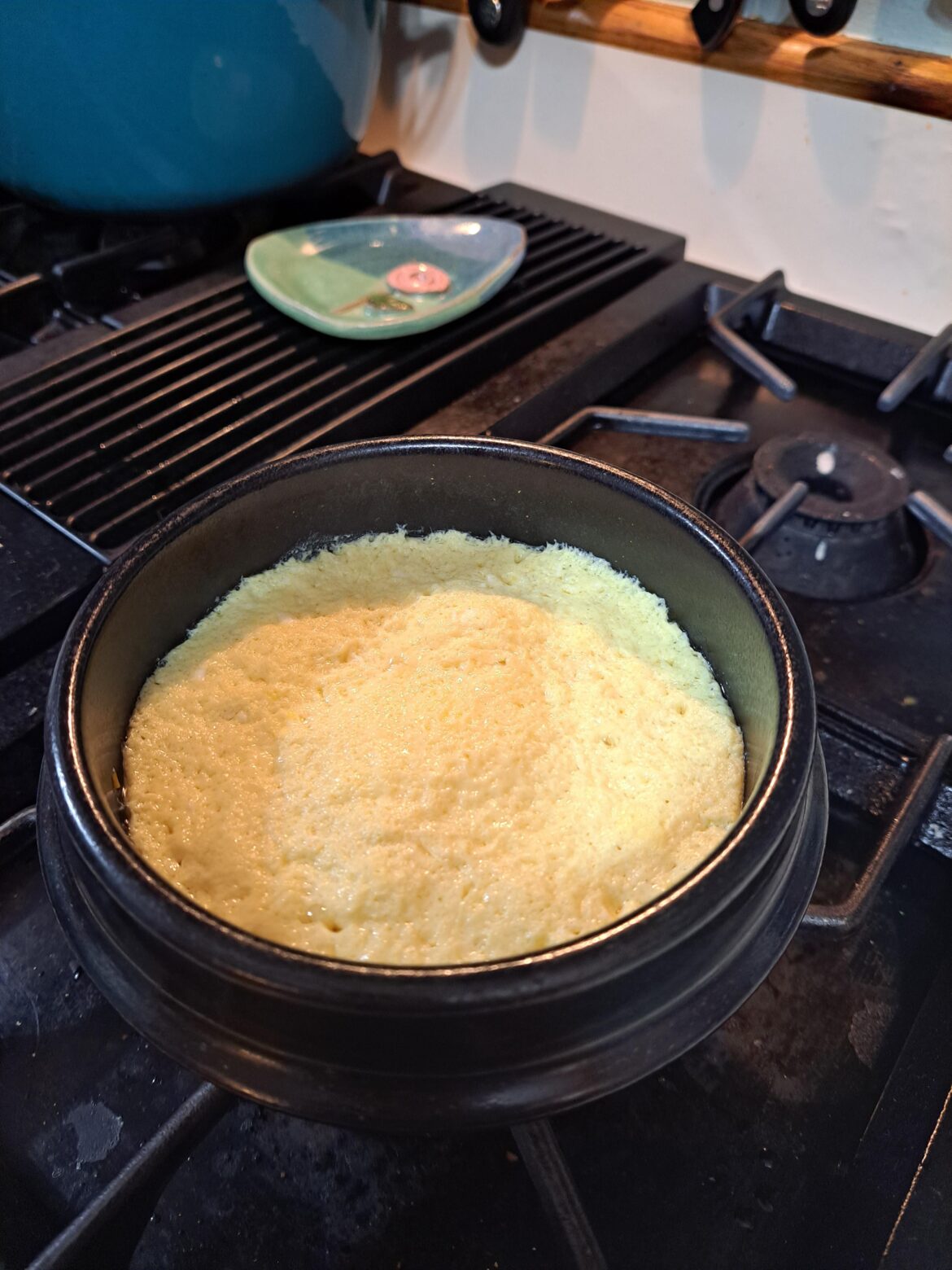 Excuse the messy cooktop....