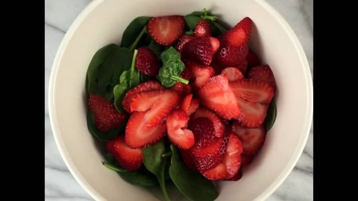 Strawberry Spinach Salad With Honey Balsamic Dressing