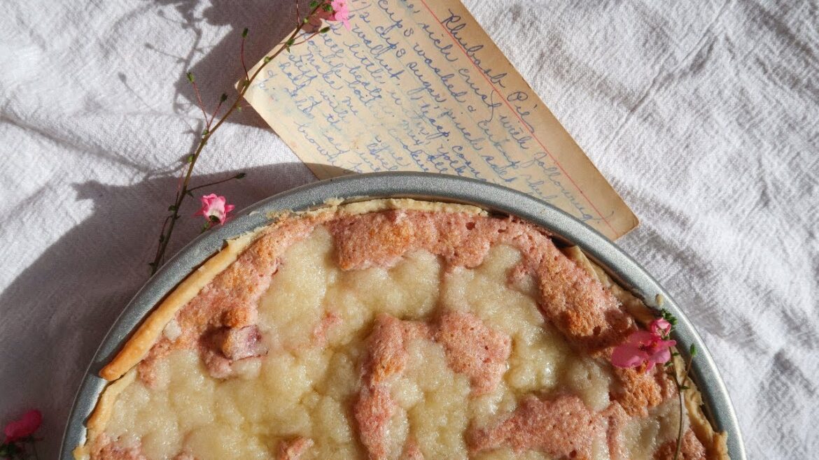 Strawberry Rhubarb Pie Recipe | Strawberry Rhubarb Meringue Pie