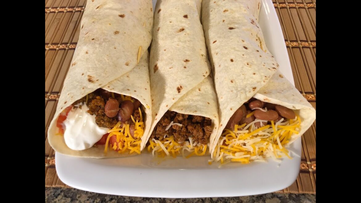 How To Make Burritos-Mexican Food Recipes-Beef,Beans,Cheese How To Make Burritos-Mexican Food Recipes-Beef,Beans,Cheese