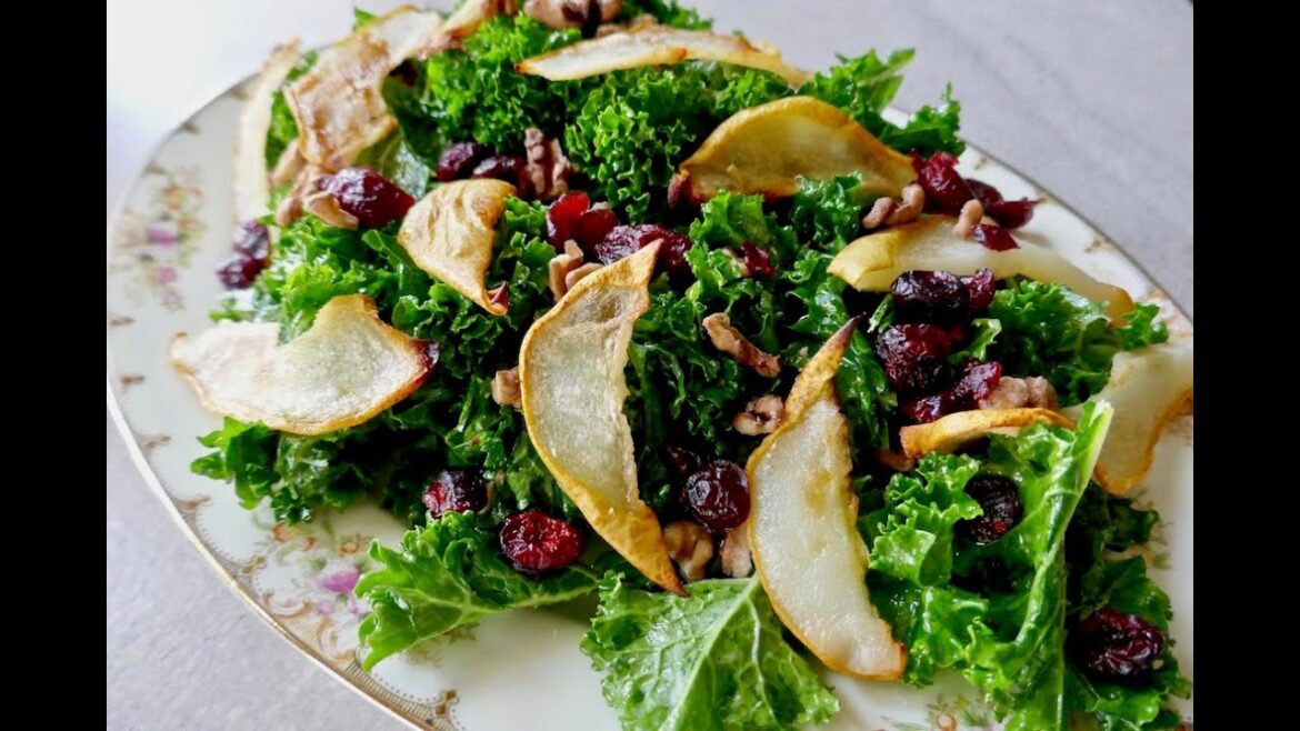 Roasted pear, walnut and cranberry salad Roasted pear, walnut and cranberry salad