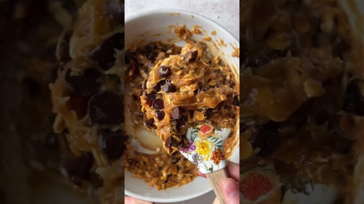 Flourless Peanut Butter Oatmeal Chocolate Chip Cookies Flourless Peanut Butter Oatmeal Chocolate Chip Cookies