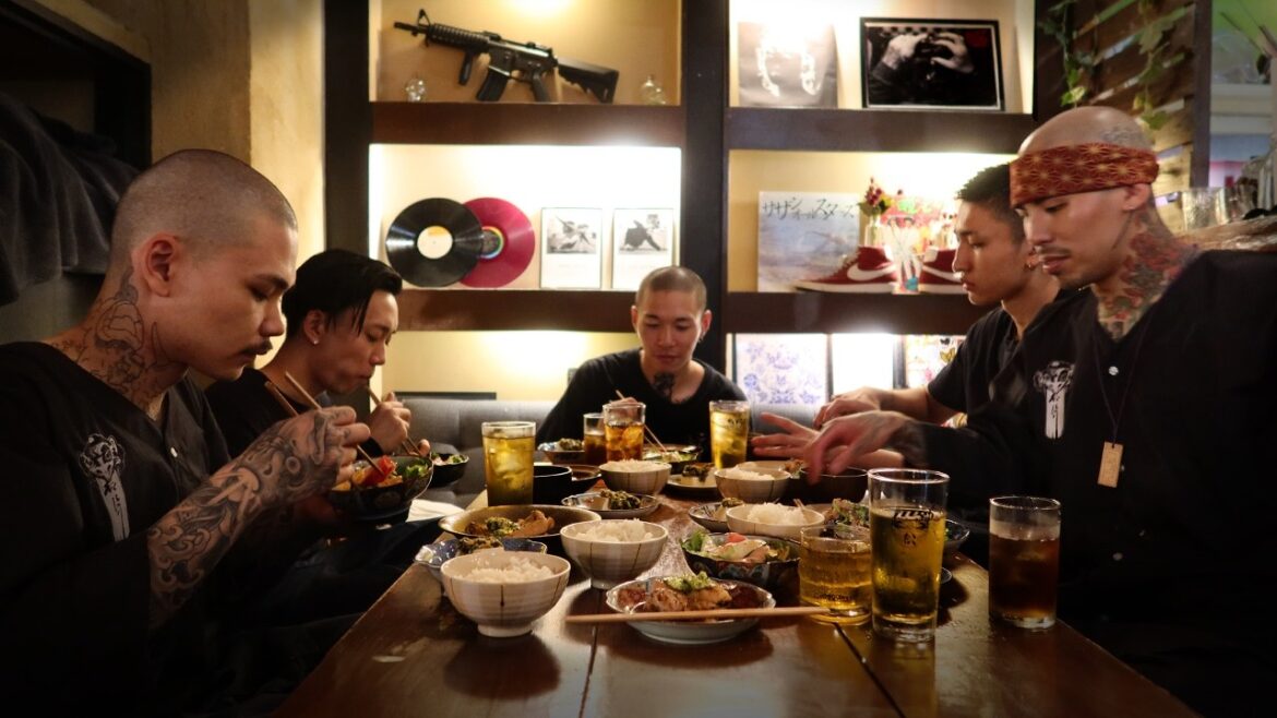 HARD COOKS! Japanese tatted chef skills! HARD COOKS! Japanese tatted chef skills!