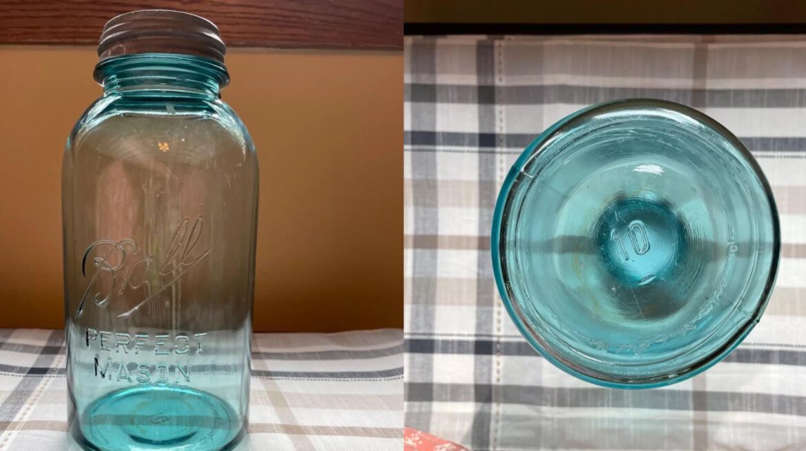 Saw this jar and thought it would be perfect for a candy dispenser I'm making. Question is, will a modern standard small mouth Ball lid fit this jar? (that's how it attaches to the wooden mechanism)