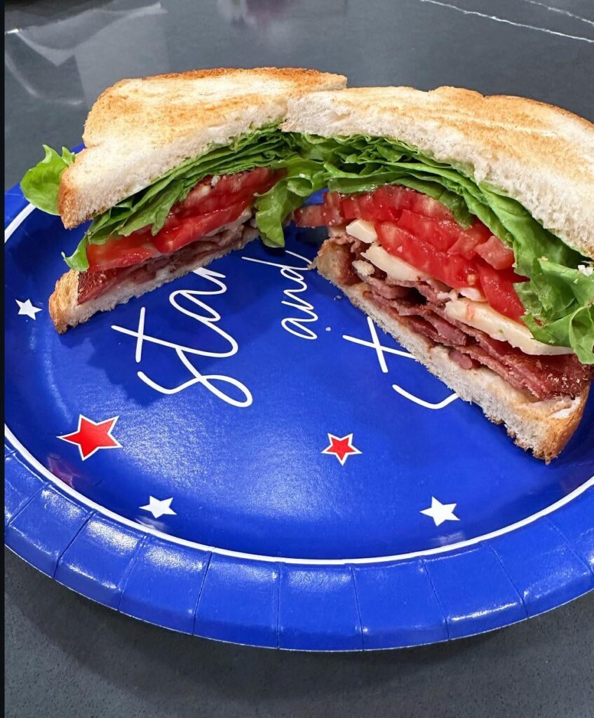 BLT. All ingredients from the local Amish market. ❤️