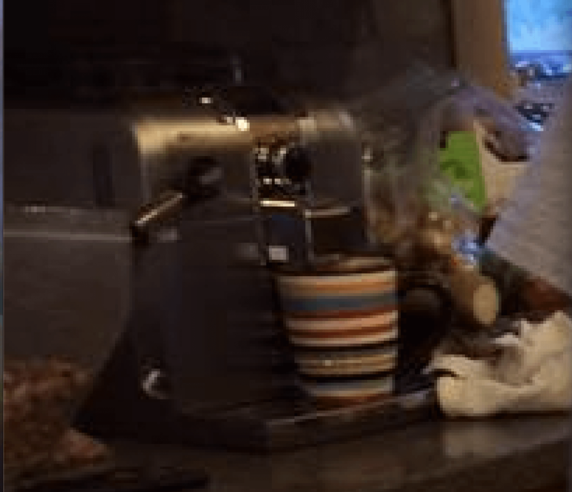 anyone know the make/model of this espresso/coffee machine with grinder?