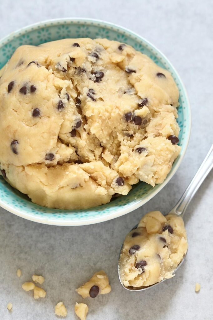 This is the BEST keto edible cookie dough I've ever tried! 🍪