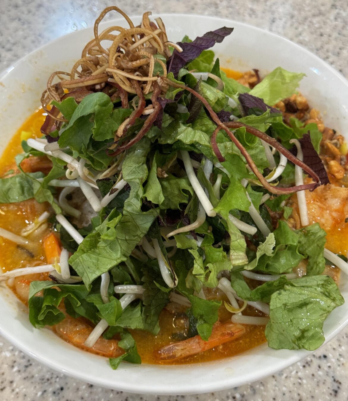 Kim Hoa Hue is back and the mi quang is glorious.