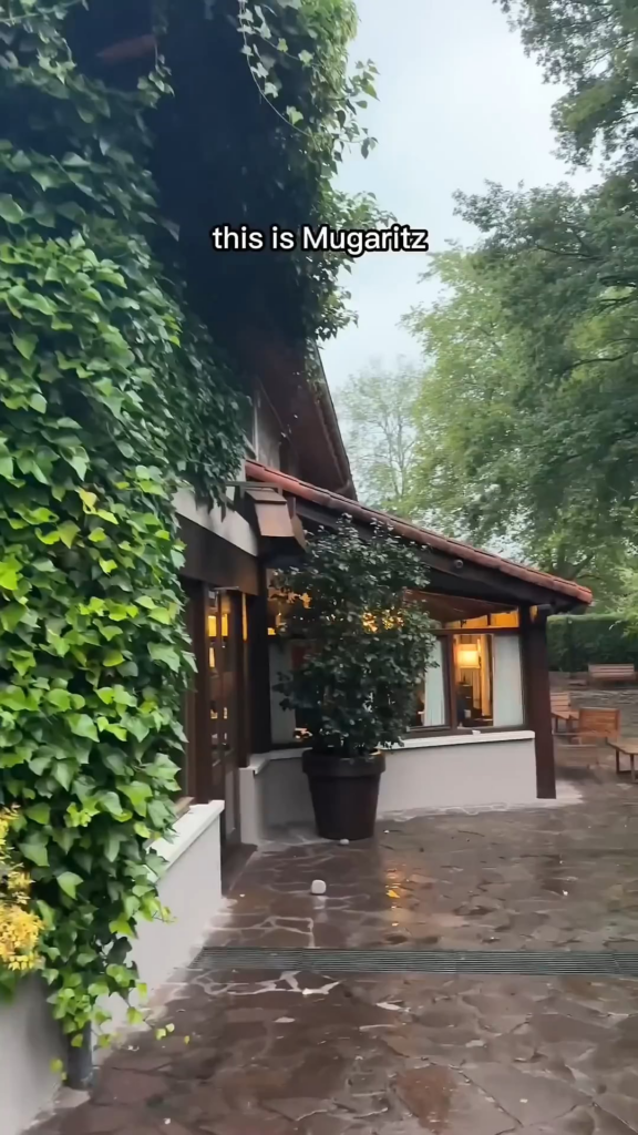 Spanish restaurant with bellybutton shaped food