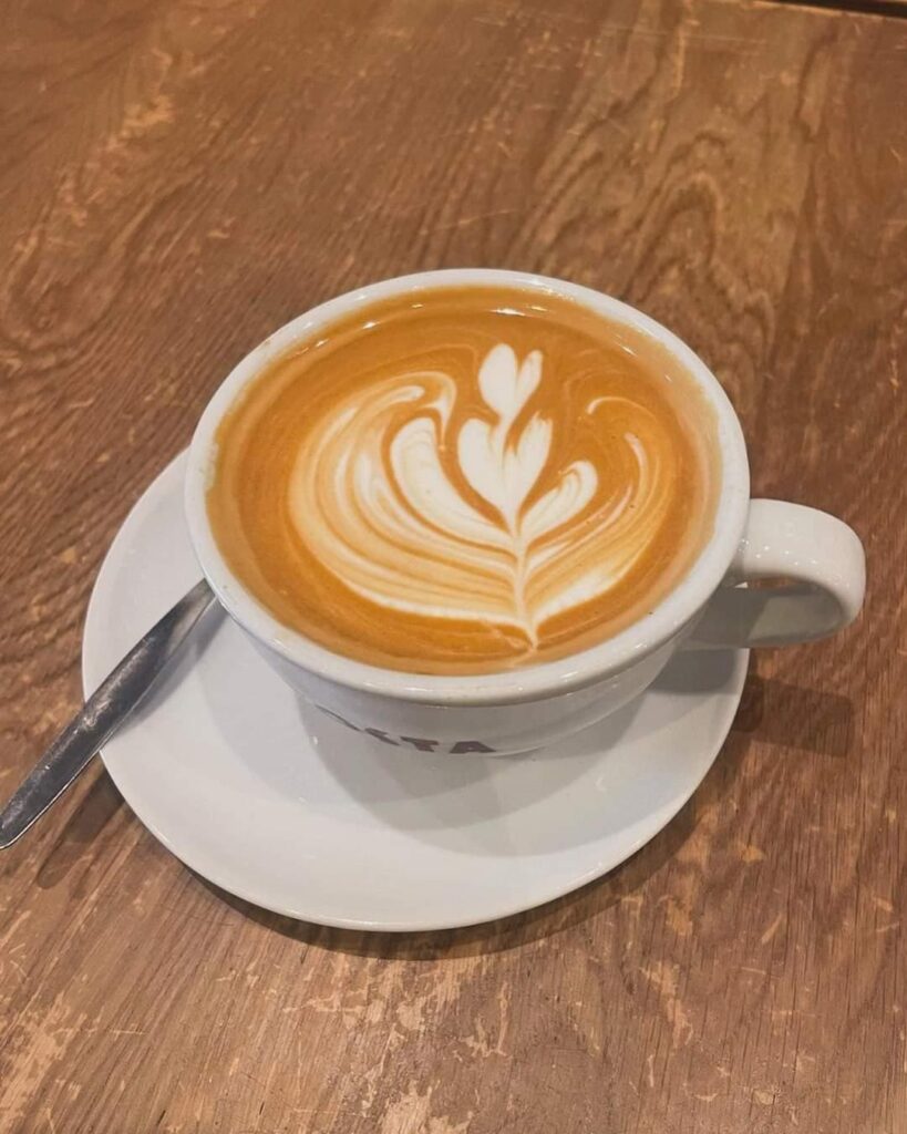 A wee flat white