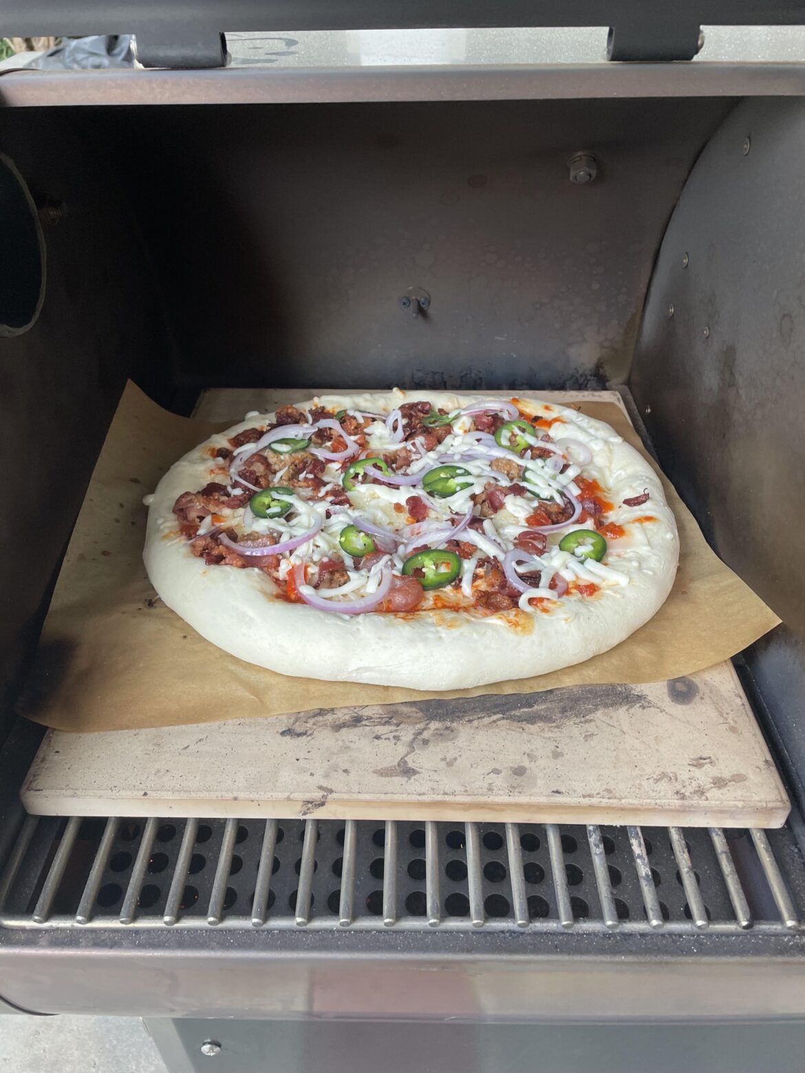 Pizza on the Recteq DualFire
