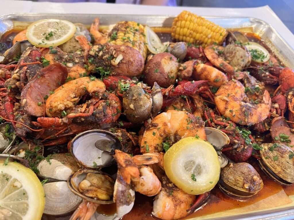 L.A. Crazy Crab – Cajun Seafood Boil L.A. Crazy Crab - Cajun Seafood Boil