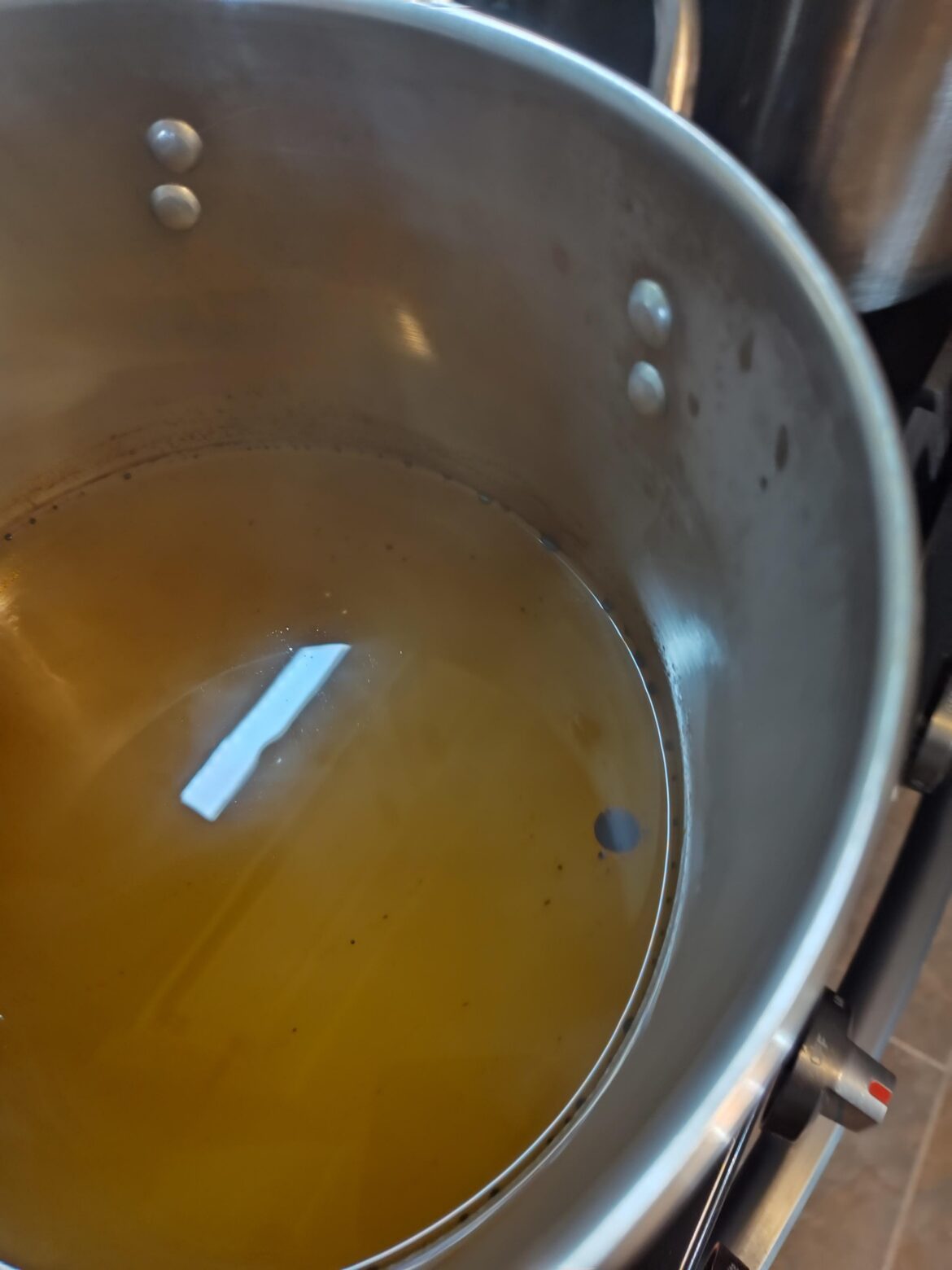 Black oil in pickling liquid?