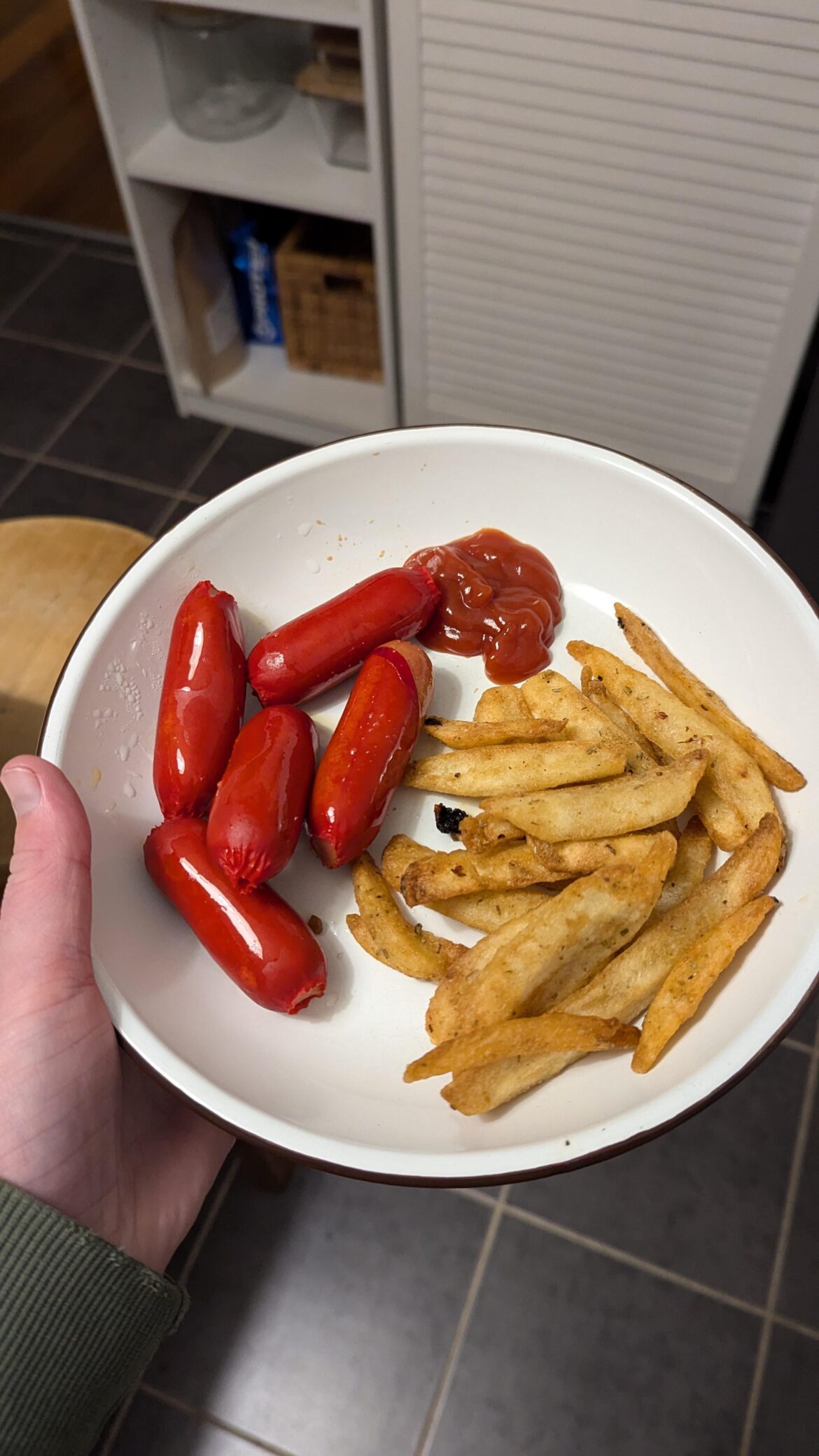 Girlfriend is overseas and decided to have one of those kind of dinners
