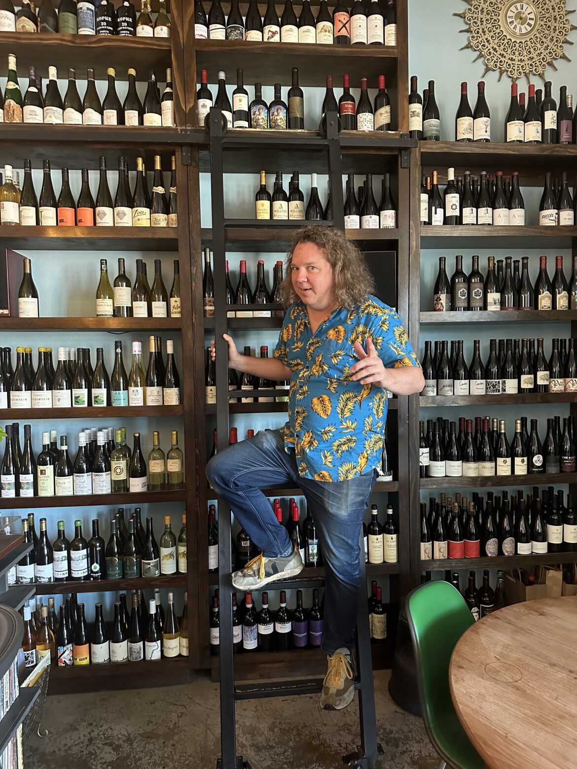 Apt 115 opened as a wine bar today!