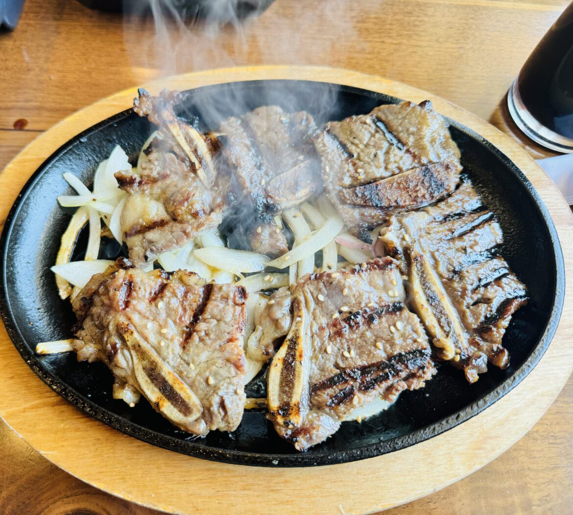 Can too hear it sizzlin’? Kabuki 🩷🥰