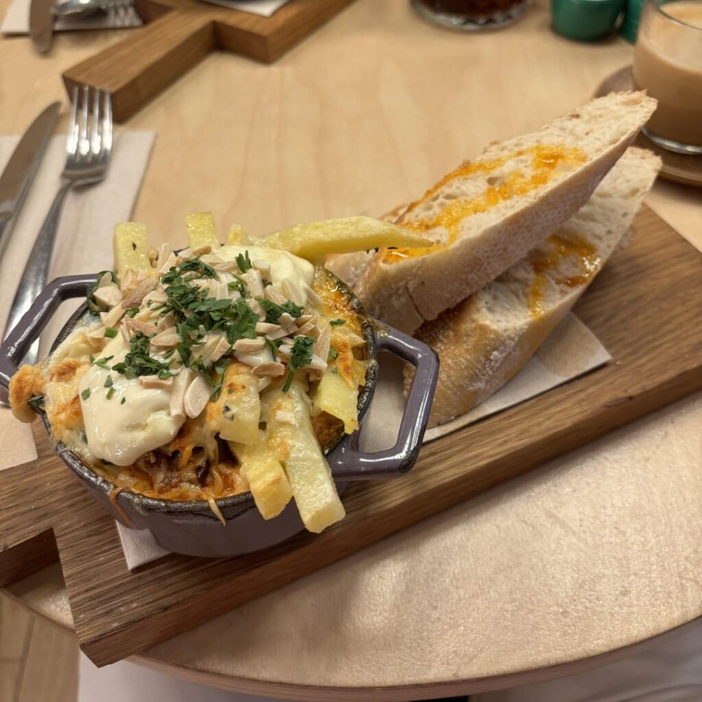 Little pots were super difficult to eat from without spilling the content everywhere