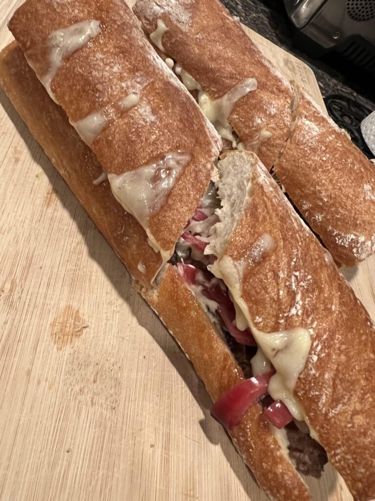 Copycat Panera steak & white cheddar toasted sandwiches Copycat Panera steak & white cheddar toasted sandwiches