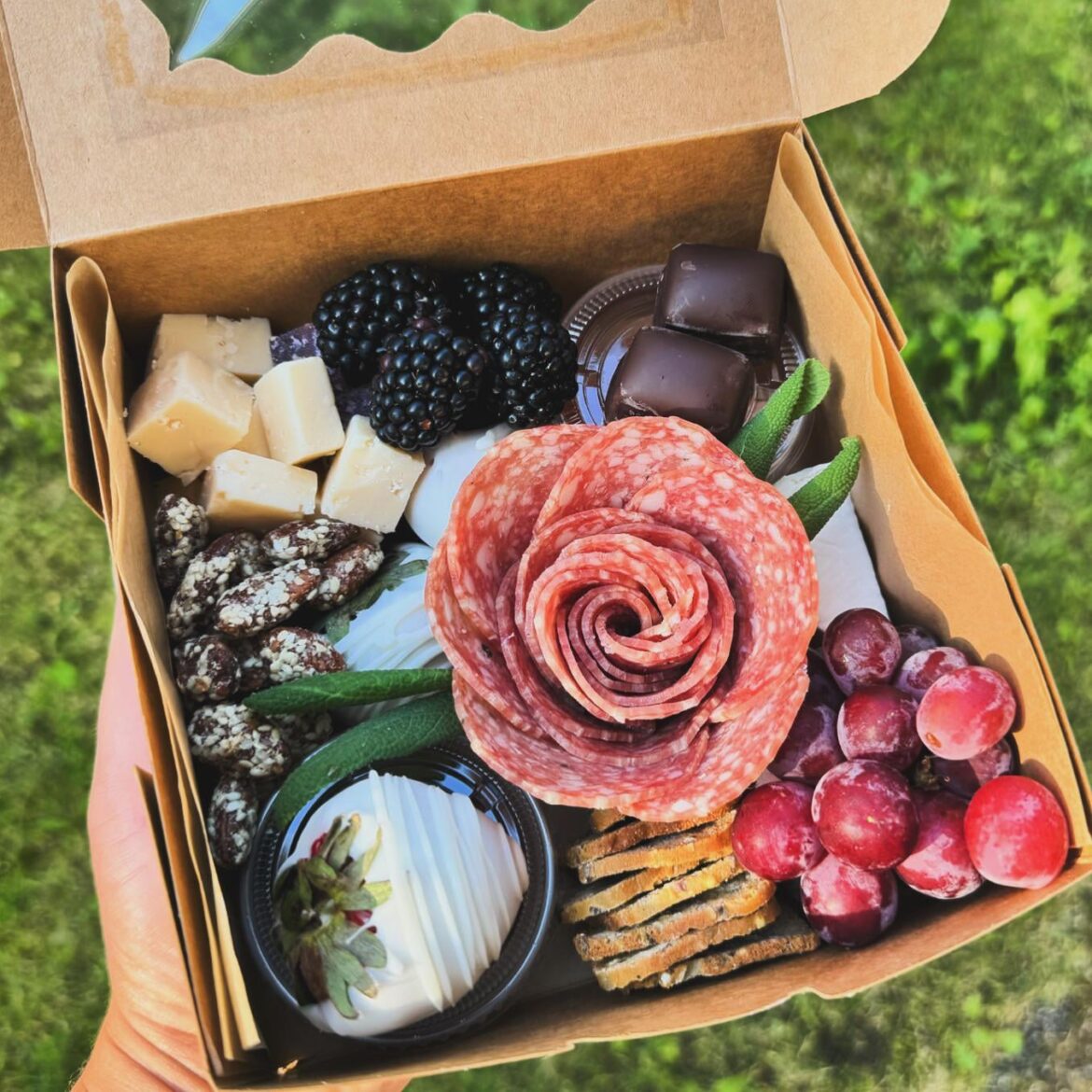 Mini charcuterie boxes