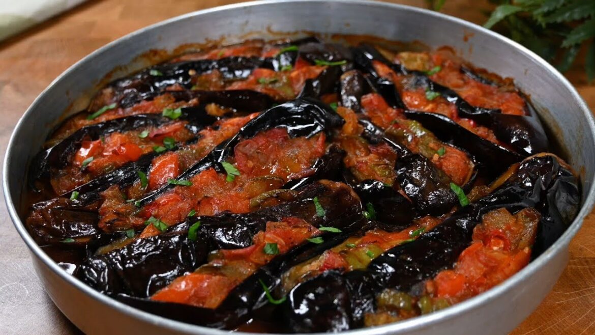 الباذنجان يكون رائعًا ولذيذ بهذه الطريقة التركية السهلة! Easy and amazing Turkish eggplant recipe الباذنجان يكون رائعًا ولذيذ بهذه الطريقة التركية السهلة! Easy and amazing Turkish eggplant recipe