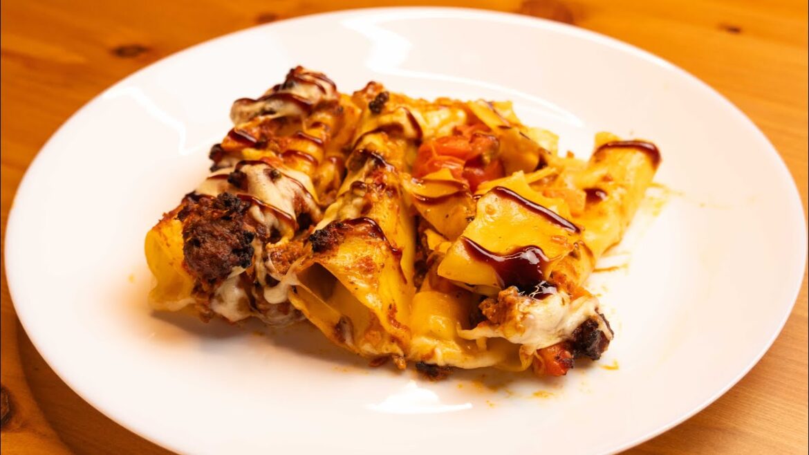 Cannelloni with ground beef, mozzarella, and cherry tomatoes #bakedfood #cheese #recipe #cannelloni