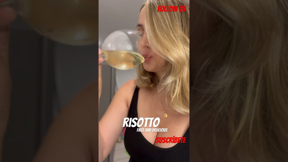 Recipe RISOTTO MUSHROOMS AND GREEN PEAS PERFECT FOR A ROMANTIC DINNER. #shorts #recipe #romantic