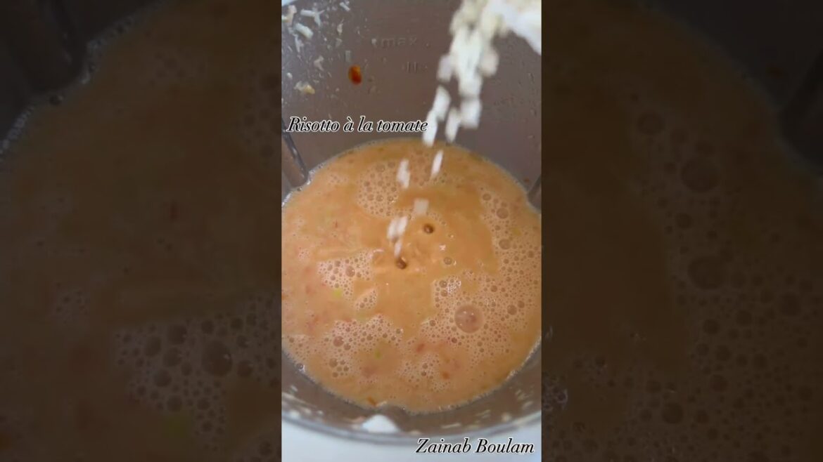 Risotto à la tomate Ingrédients90 g de parmesan, en morceaux 2 cm80 g d’oignons. #shorts