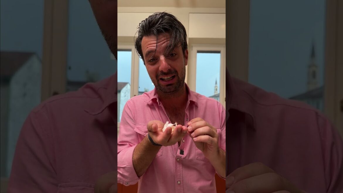 La ricetta del risotto gamberi e zucchine di Chef Antonino Cannavacciuolo | CHEF in CAMICIA