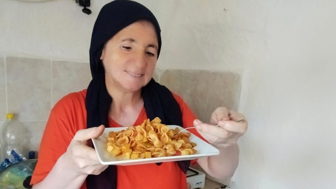 #canlı Fakir Yemeği Sebzeli Makarna Yapıyorum #canlı Fakir Yemeği Sebzeli Makarna Yapıyorum