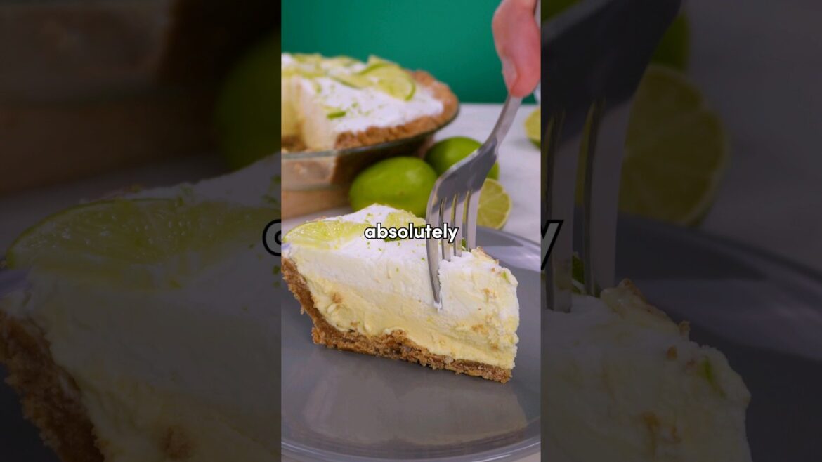 This KEY LIME PIE is summer in a slice! This KEY LIME PIE is summer in a slice!