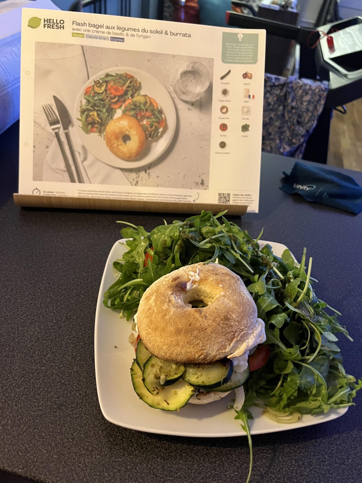 Flash bagel with veggies and burrata (from France 🇫🇷)