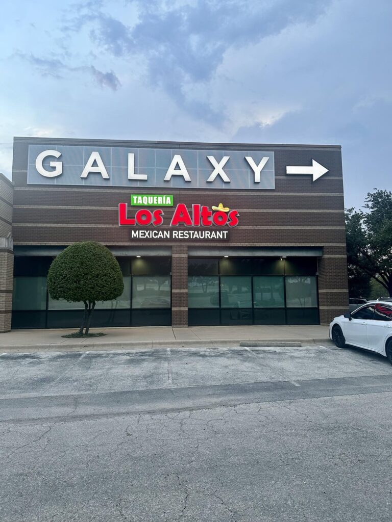 Coming soon: Taqueria Los Altos moving from I-35 lower deck access road 🌮 🛣️ Coming soon: Taqueria Los Altos moving from I-35 lower deck access road 🌮 🛣️