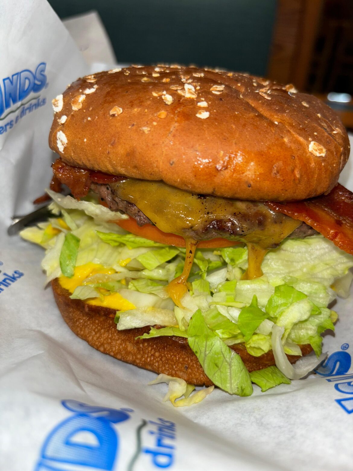 Islands Fine Burgers (Burbank)