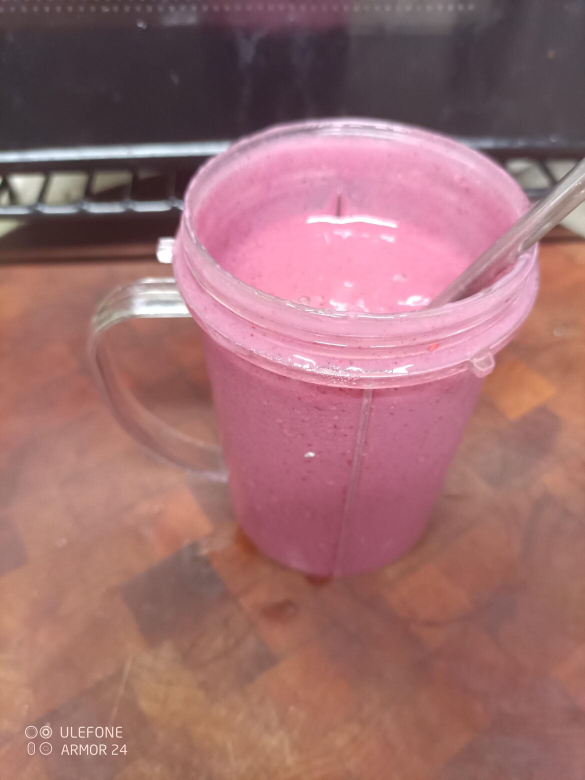 A Simple Berry Smoothie & Simple Chocolate Shake A Simple Berry Smoothie & Simple Chocolate Shake