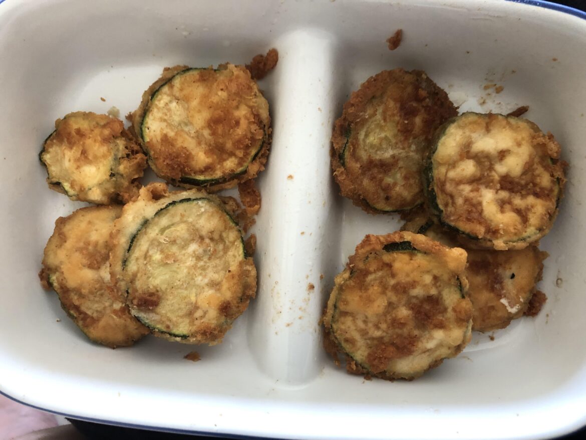 Fried zucchini pennies Fried zucchini pennies