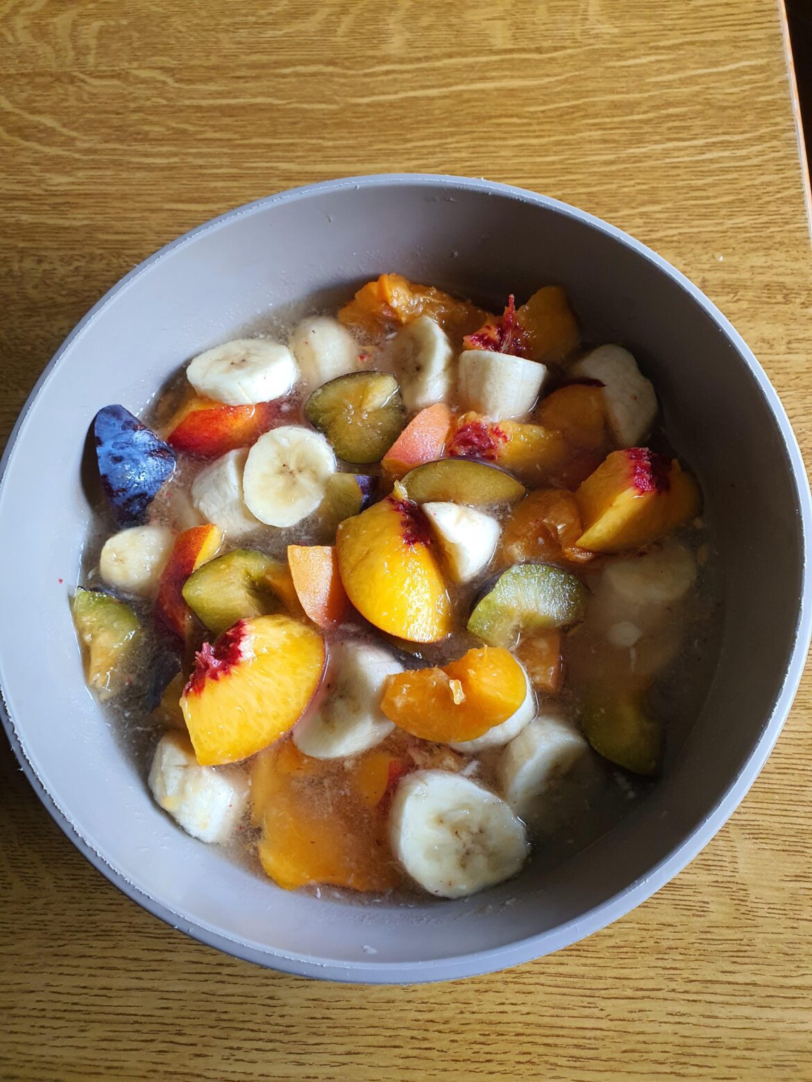 Fresh fruit salad with sauvignon