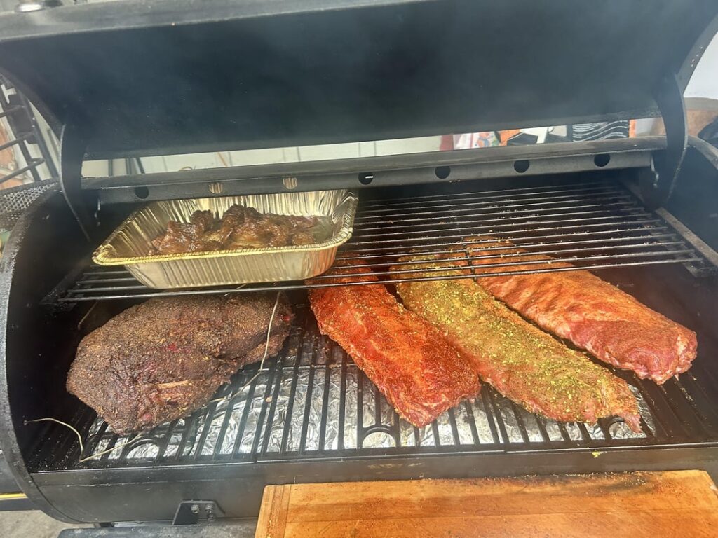 Black Label 1000 pellet hopper Black Label 1000 pellet hopper