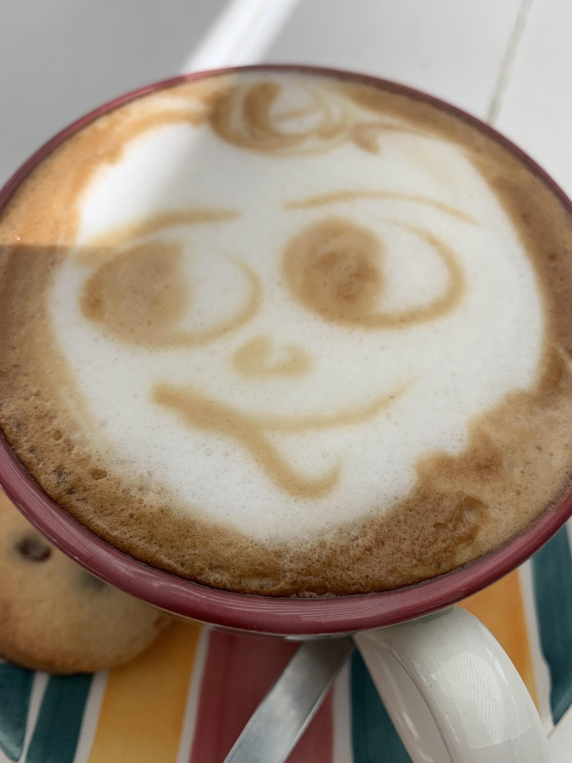 Cute coffee art!🤣😍