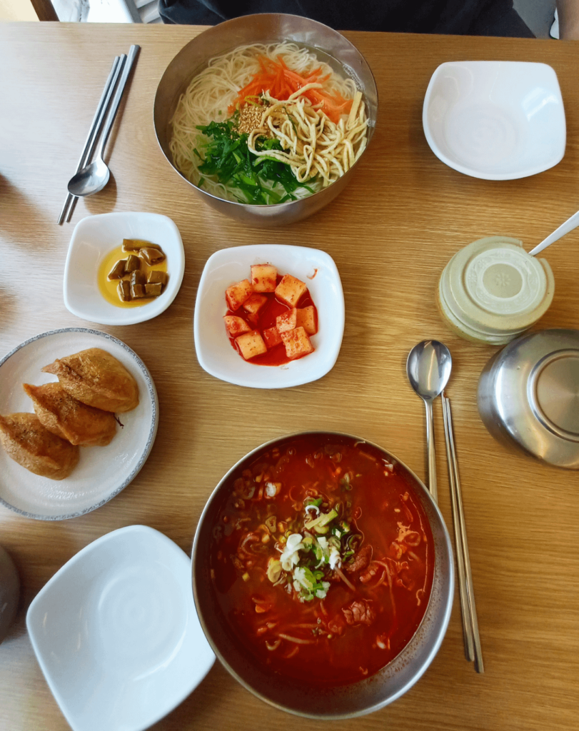 Beef gukbap (소고기국밥), banquet noodles (잔치국수), and fried tofu stuffed with rice (유부초밥)