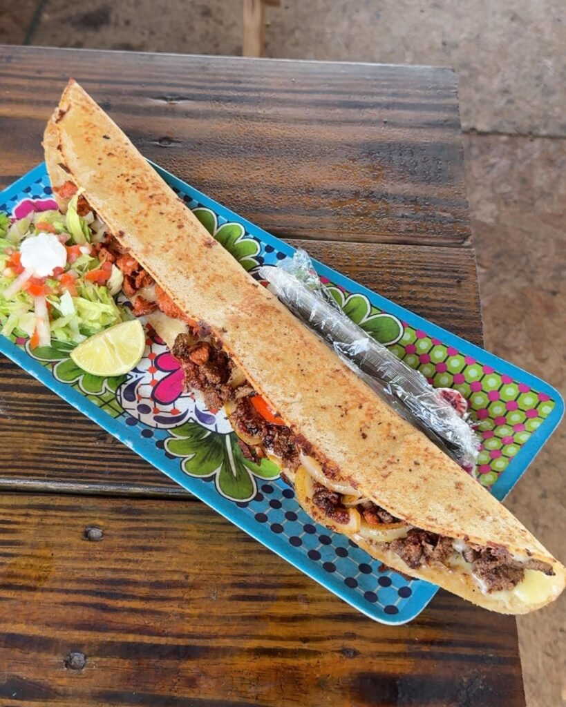 Mexican food truck suggestion: Casita Nicole Antojitos Mexicanos Mexican food truck suggestion: Casita Nicole Antojitos Mexicanos