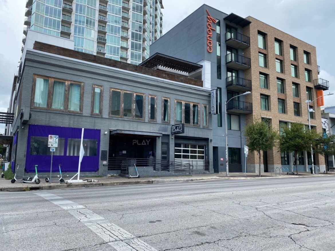 Could Katz's be coming back to W 6th?