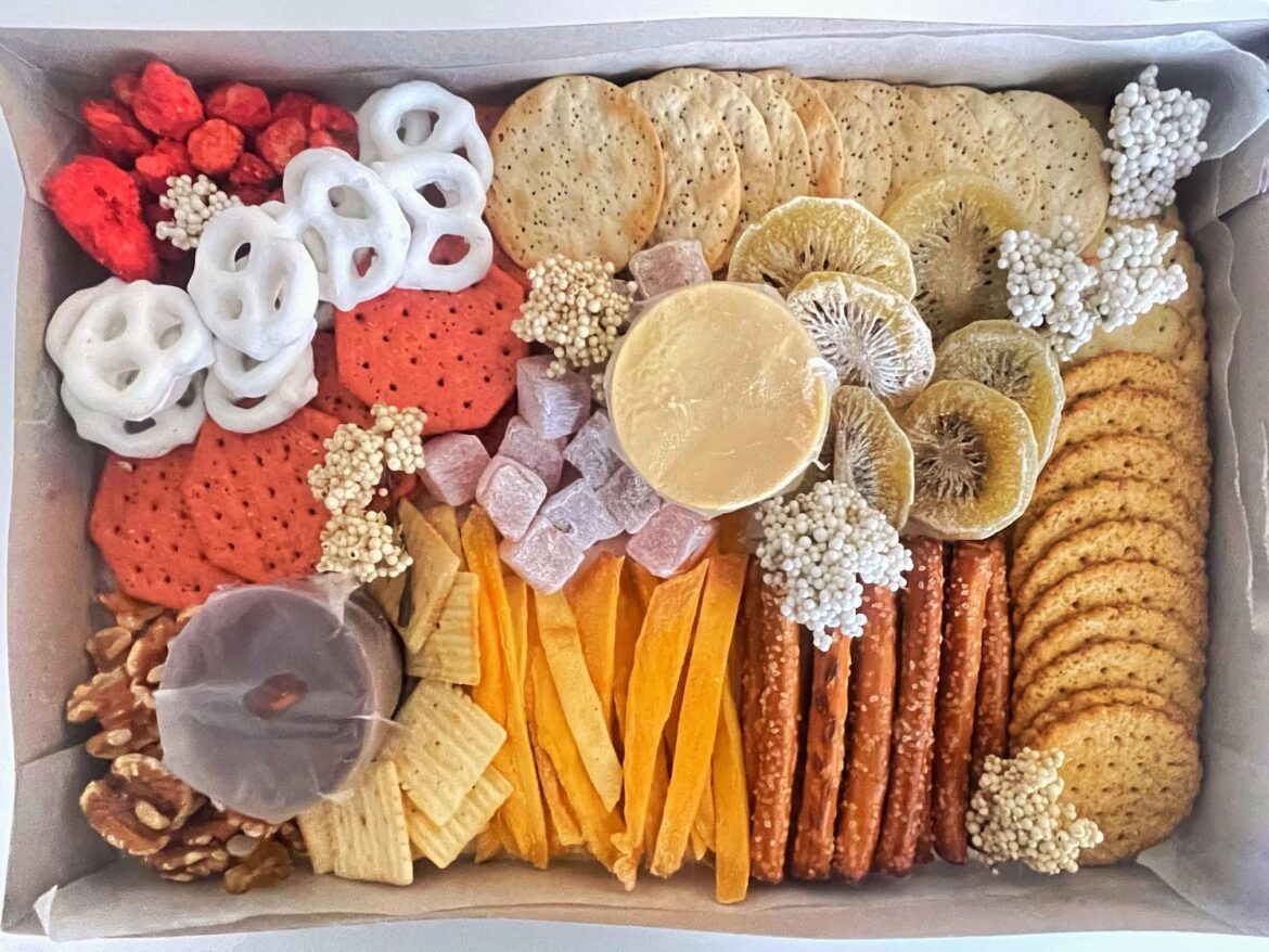 last minute for a BYO snack gathering (no meats or cheeses cause they'd spoil during the 2 hr commute)