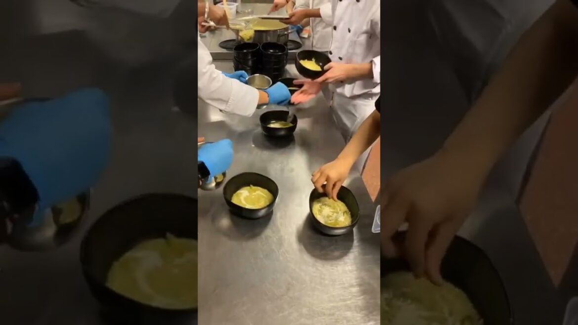 Risotto agli asparagi, robiola e polvere di basilico