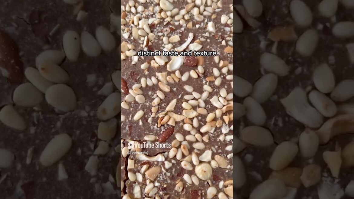 Castagnaccio, the best dessert for autumn #shorts