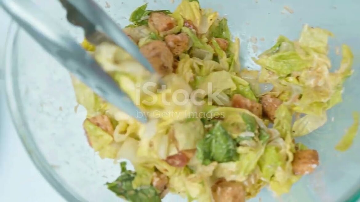 LunchFix! Ultimate Caesar Salad Recipe! Healthy Salad! Healthy Lifestyle! LunchFix! Ultimate Caesar Salad Recipe! Healthy Salad! Healthy Lifestyle!