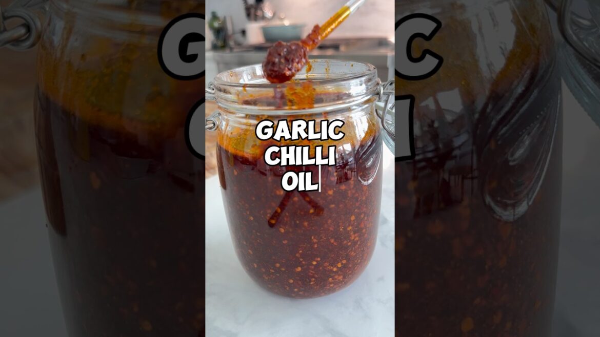 Fast and Easy Garlic Chilli Oil Recipe
