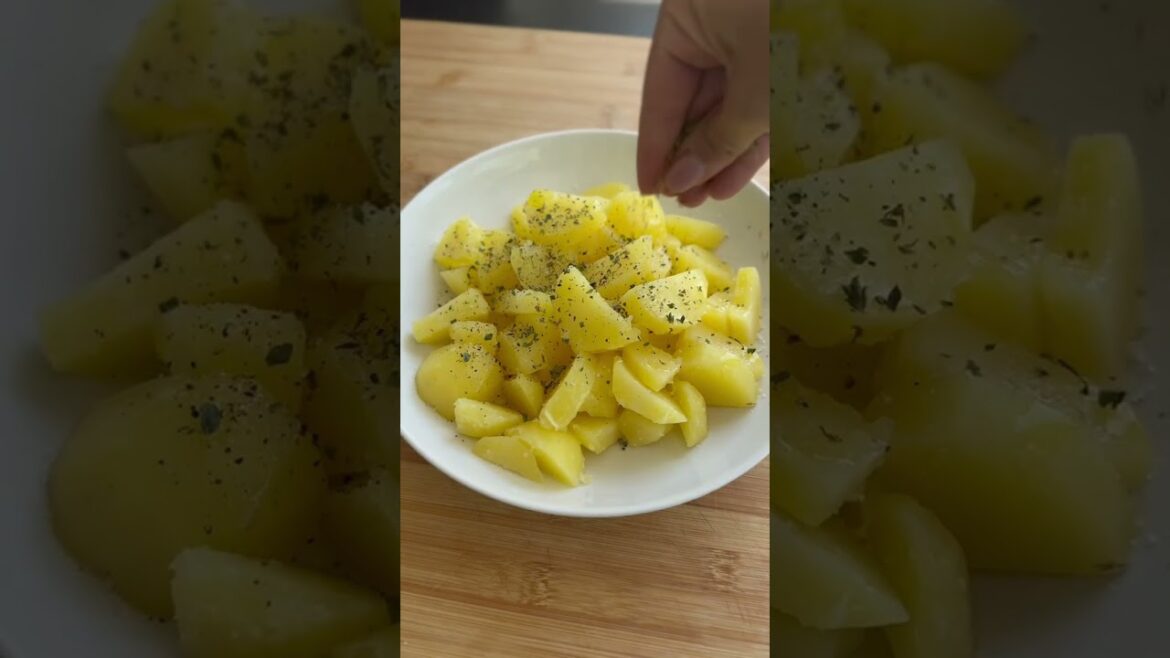 Insalata di patate e tonno, una ricetta fresca e leggera