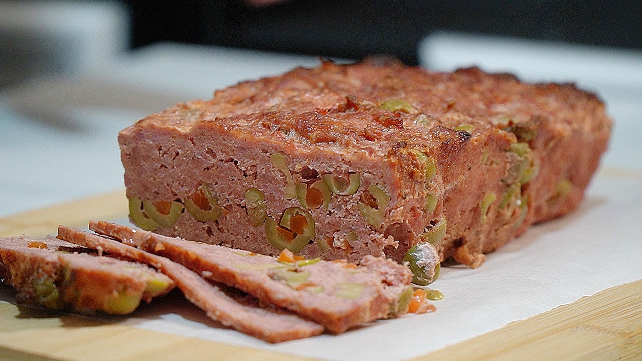 OLIVE LOAF Classic Deli Meat with PimentoStuffed Olives Easy Recipe