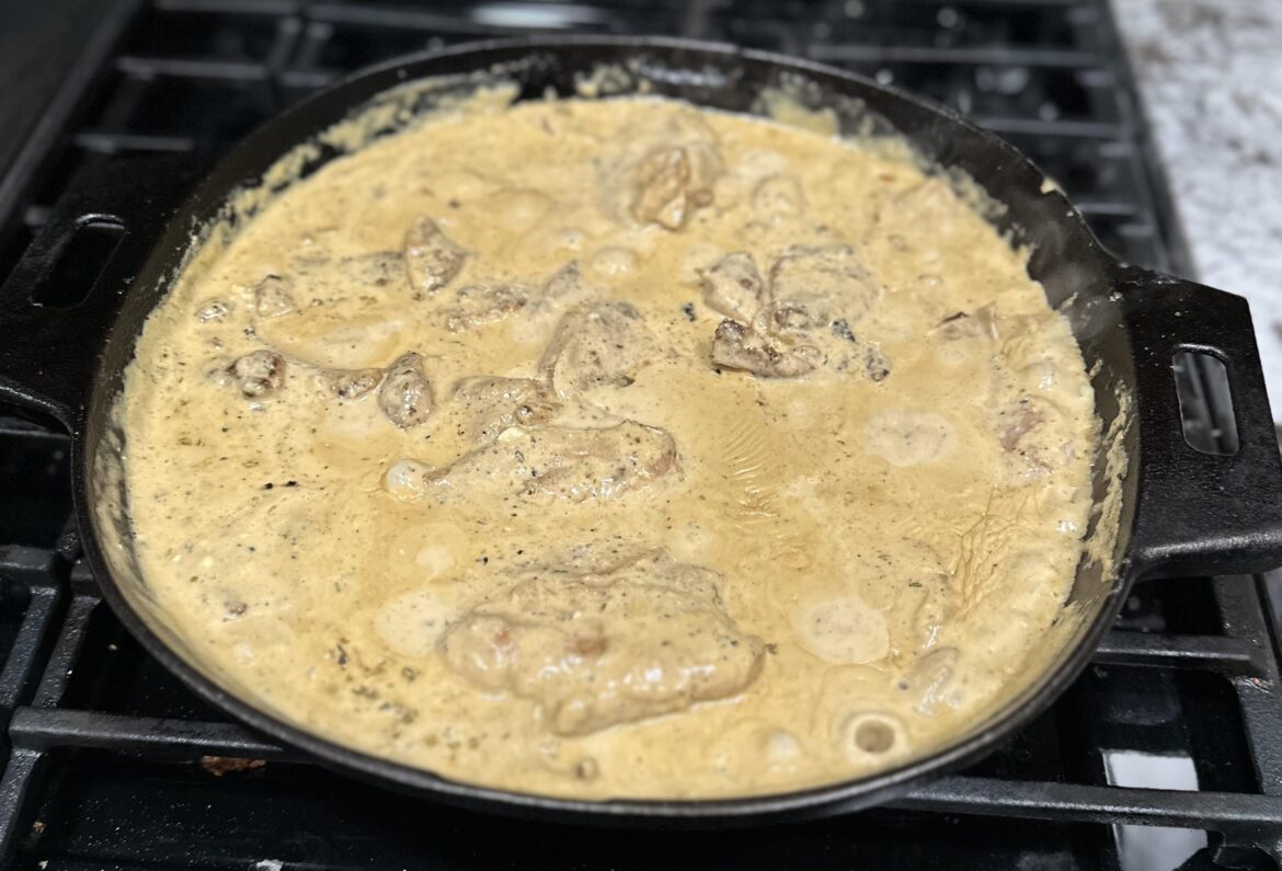 Creamy Garlic Parmesan Chicken Thighs