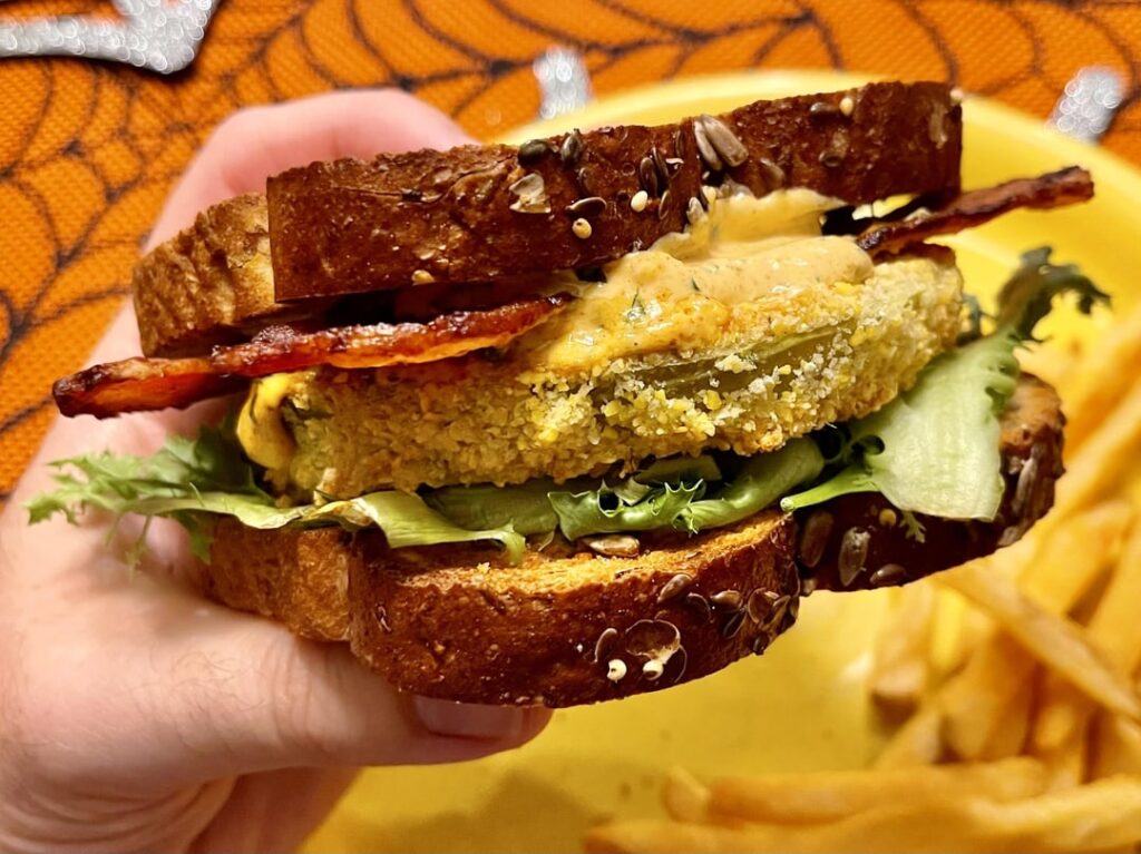 BLFGT (Bacon, Lettuce, Fried Green Tomato)